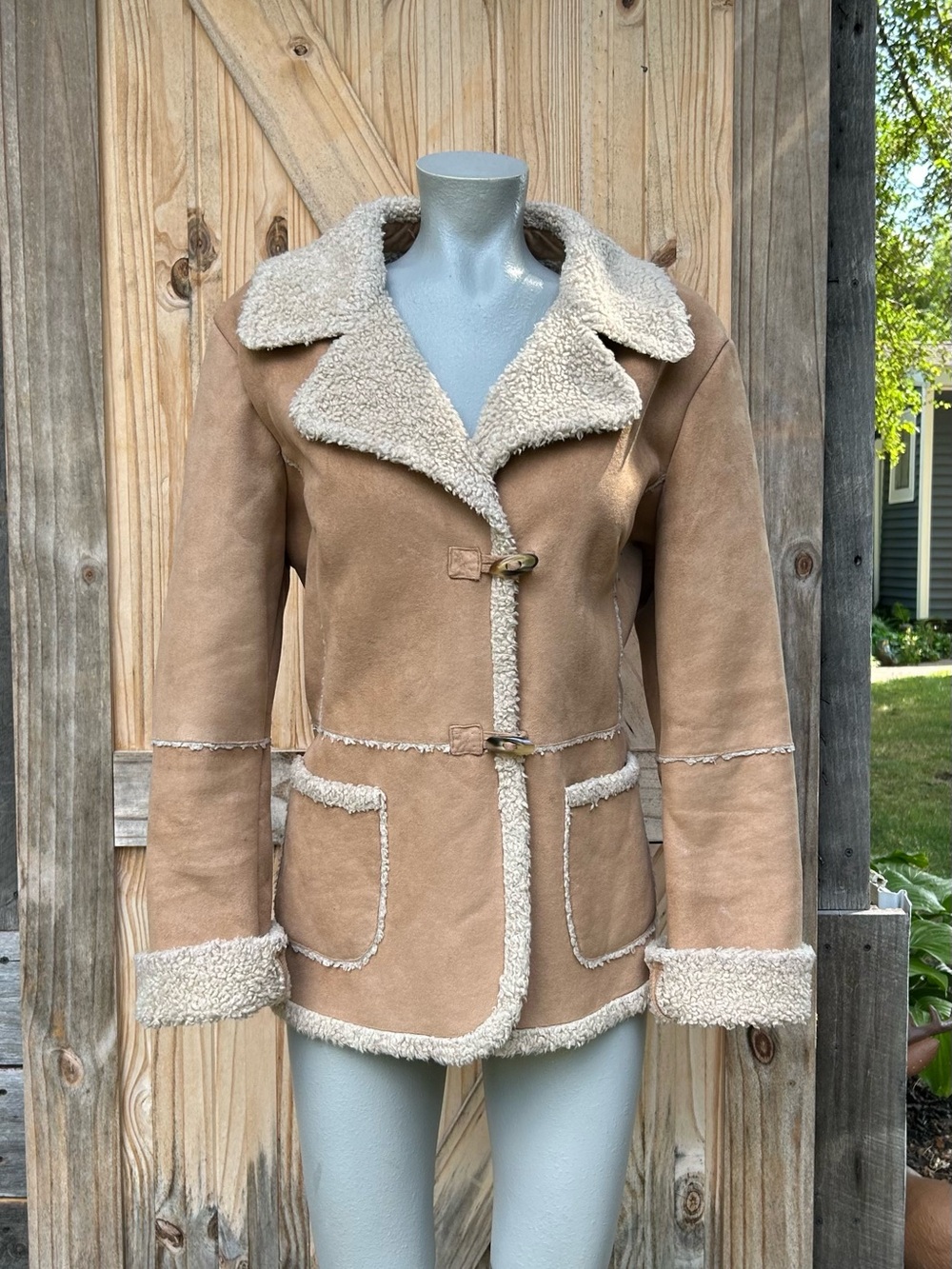Vintage 90s Jones New York Tan Faux Suede Sherpa Penny Lane Toggle Coat~L~